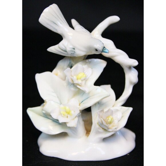 Lenwile Bone China Oriole Small Figurine Blue Jay Flowers Spring Nature Glossy - Picture 1 of 8